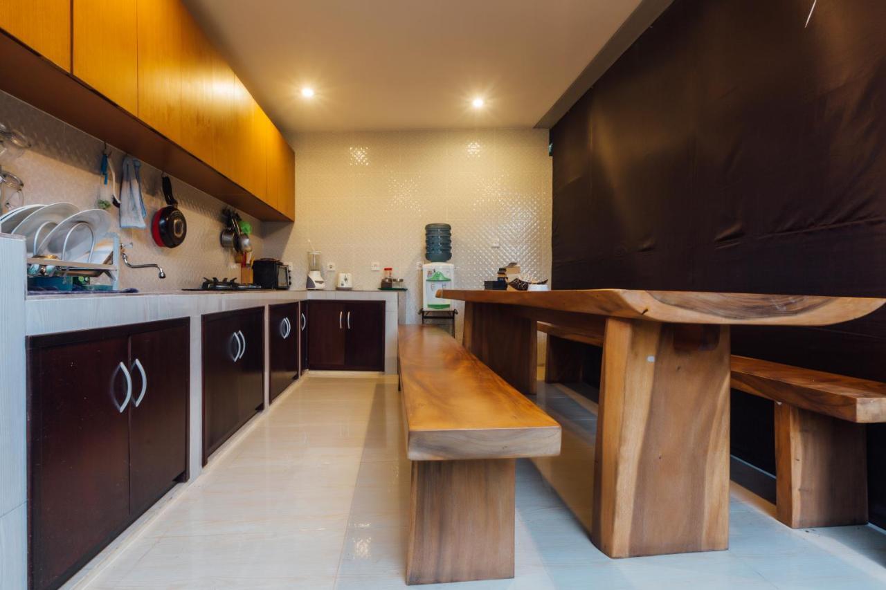 Ayu Guest House 2 Canggu Extérieur photo